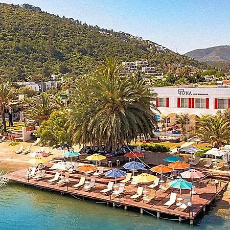 Toka & Club Hotel