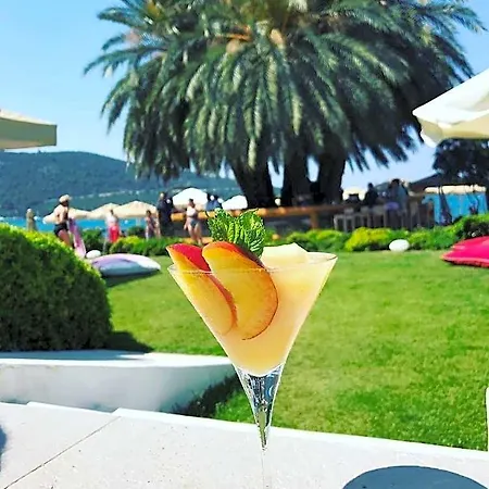 Hotel Toka & Club