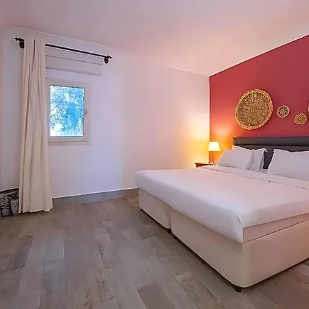 Hotel Toka & Club 3*
